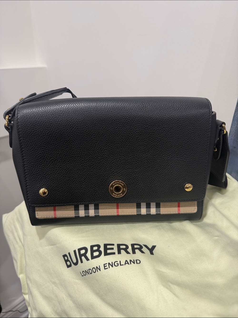 Burberry Note Bag